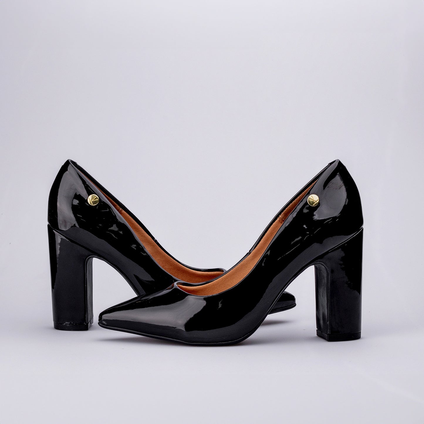 Stiletto Taco Cuadrado Negro